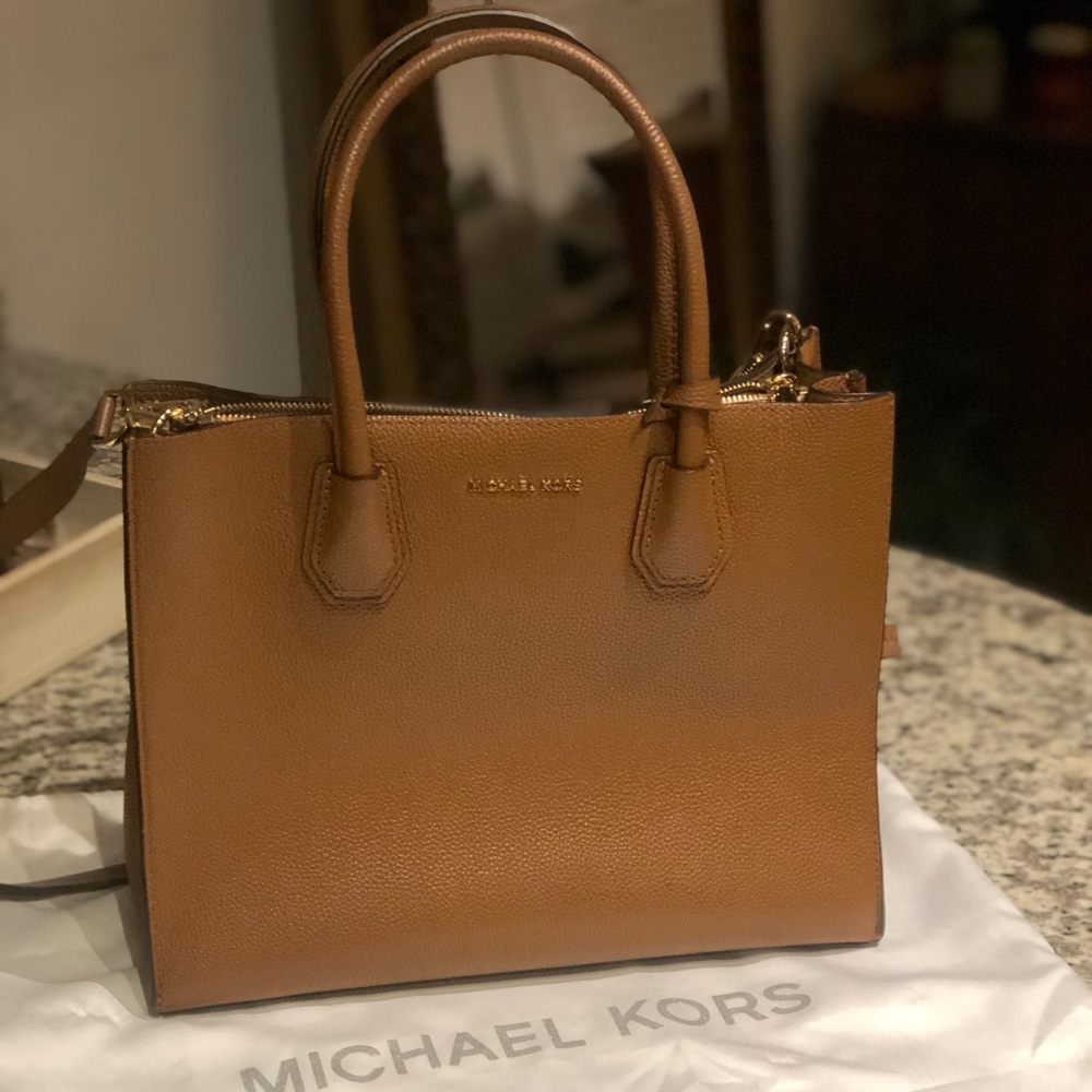 Michael Kors Crossbody